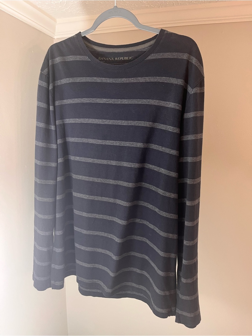 Banana Republic Men’s Navy Striped Long-Sleeve Soft Wash T shirt